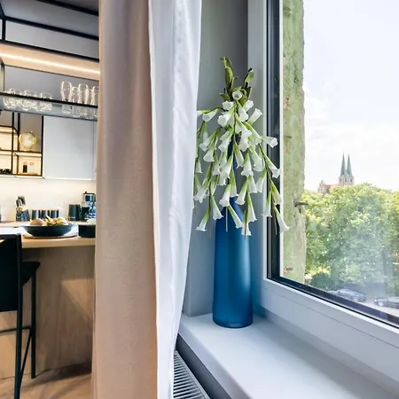 Apartment Premium Stare